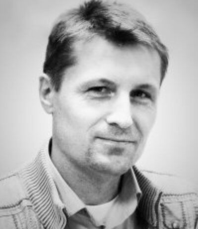 Строители ледового Дворца после визита господина Меркушкина задумались...