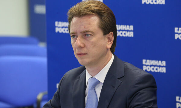 Бурматов призывает не махать топором, объединяя вузы