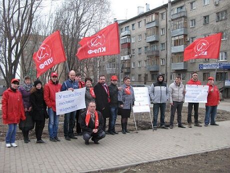 Самарские коммунисты встали на «амбразуру» против Меркушкина