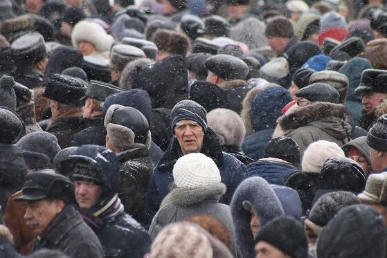 Суд признал право пенсионеров на марш против Меркушкина в центре города