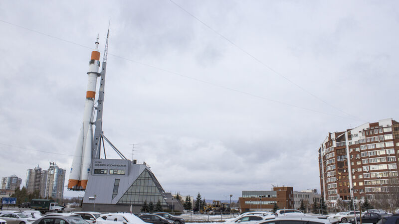 Туристы полетят в космос на нашей ракете 