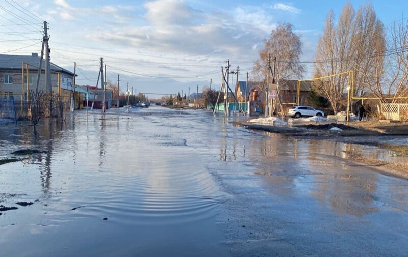 В Самарской области под Тольятти тонут села, в Тольятти затоплены улицы