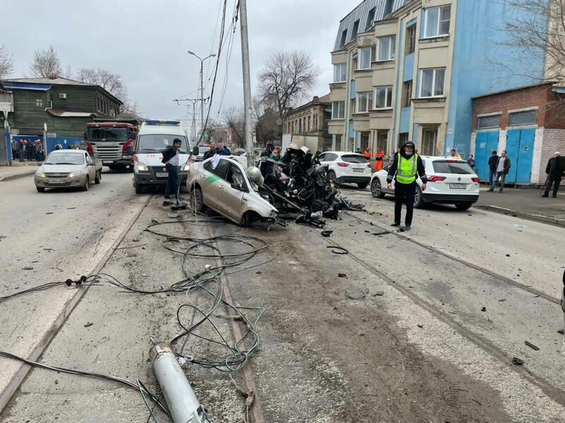 В полиции рассказали подробности ДТП с делимобилем и столбом