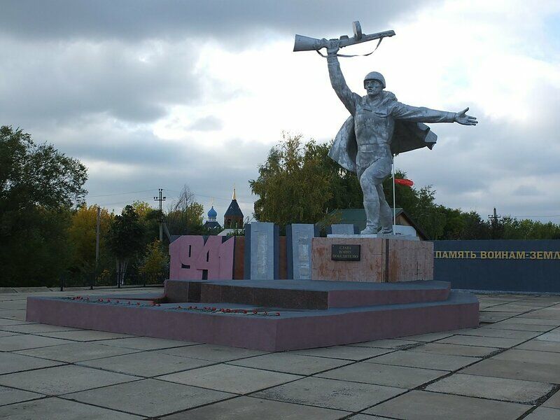 В Самарской области обнаружили хищения при ремонте памятников погибшим в ВОВ