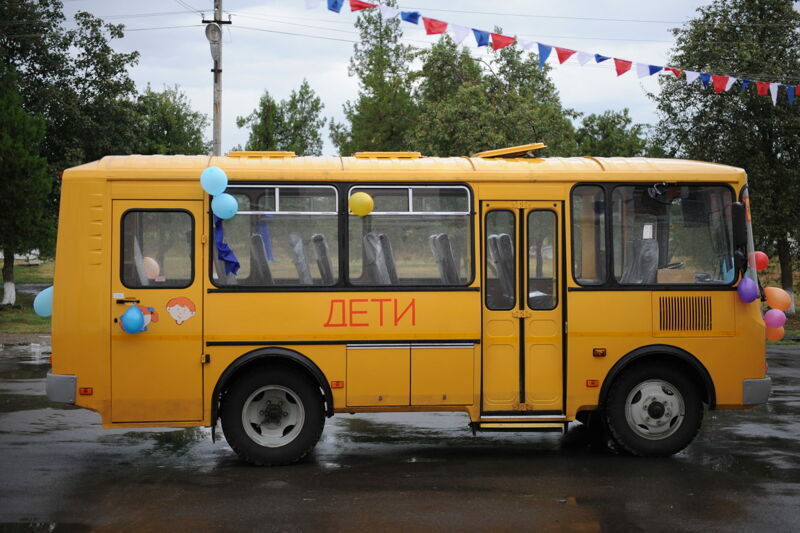 В Самаре школьный автобус возит детей по опасной дороге