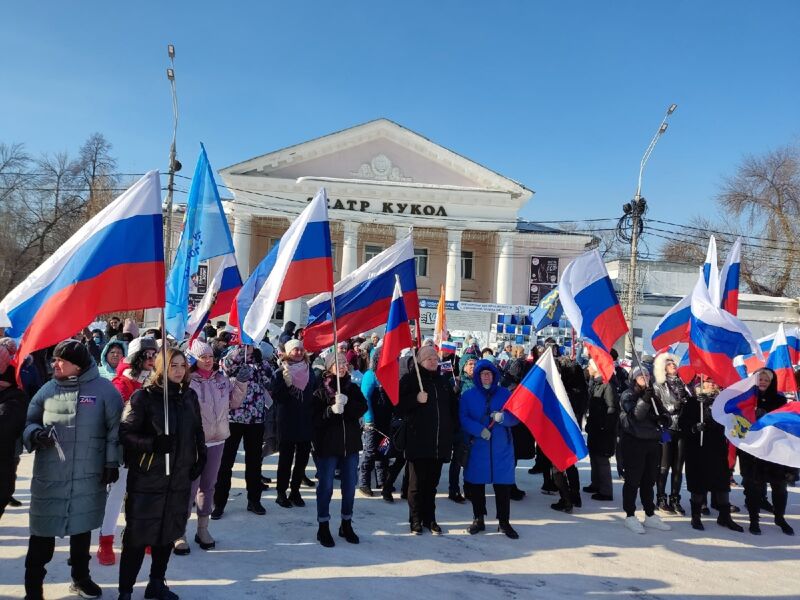 23 сентября на площади Славы власти планируют провести концерт «Своих не бросаем»