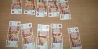 Дмитрий Азаров своих не бросает