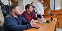 «Представители власти сами дискредитируют статью о дискредитации армии»