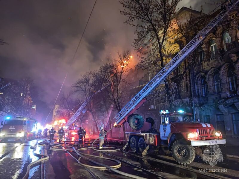 Названа причина пожара в доме Челышева