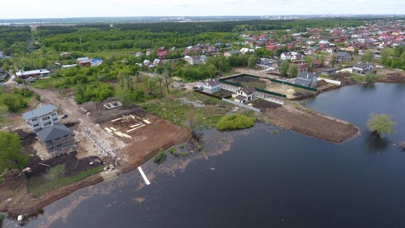 В Волжском районе засыпают озеро Рубежное