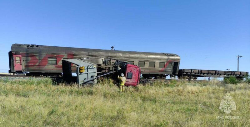 Поезд сошел с рельсов в Большечерниговском районе Самарской области