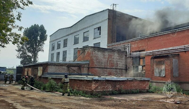 В подвале бывшего ГПЗ № 9 в Самаре произошло возгорание