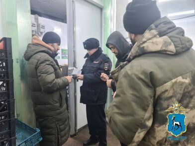 Повестки в военкомат вручили десяткам мигрантов по итогам рейда в Самаре