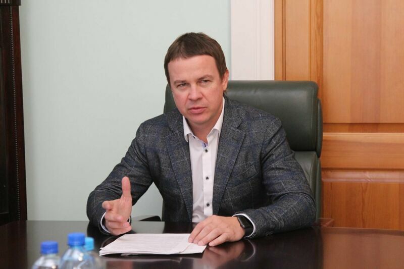 Экс-первый вице-мэр Самары покинул Россию