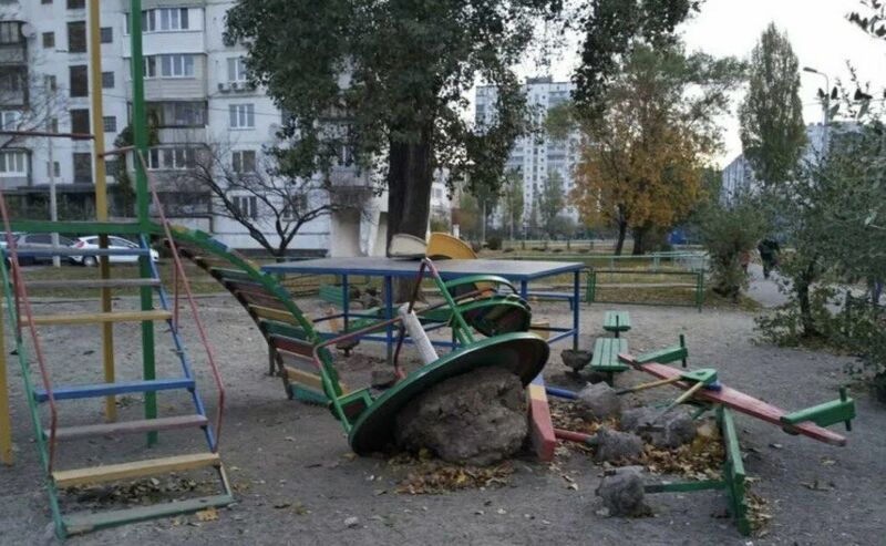 В Самарской области не хватило денег на детские и спортивные площадки