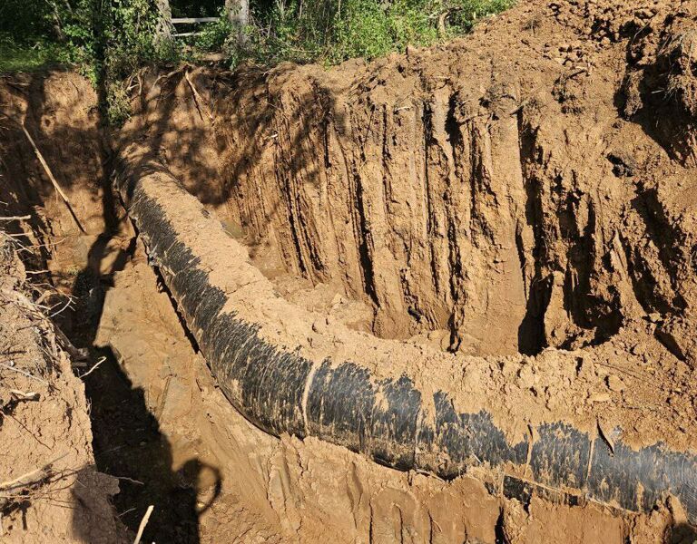 Трубопровод, подающий воду в Просвет, никогда капитально не ремонтировался