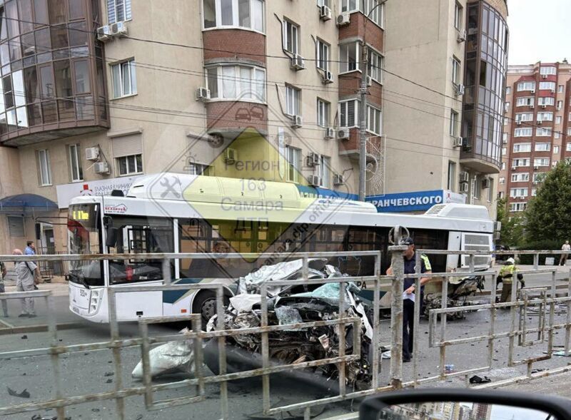 Прокуратура проверяет обстоятельства ДТП с автобусом № 61