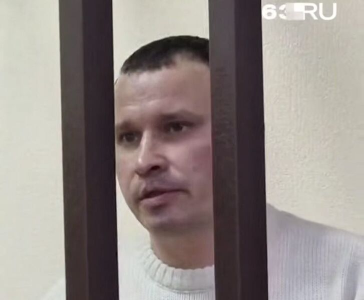 Самарец, бросивший гранату у здания правительства, попросился на «СВО»