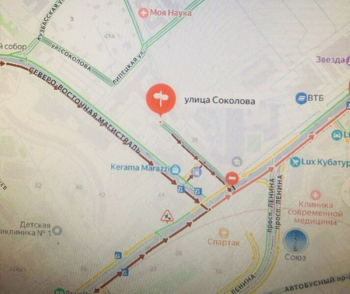 В Самаре парализовало перекрёсток, где изменили схему движения