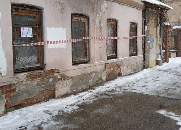 В Самаре опечатали дом, откуда не расселили жильцов