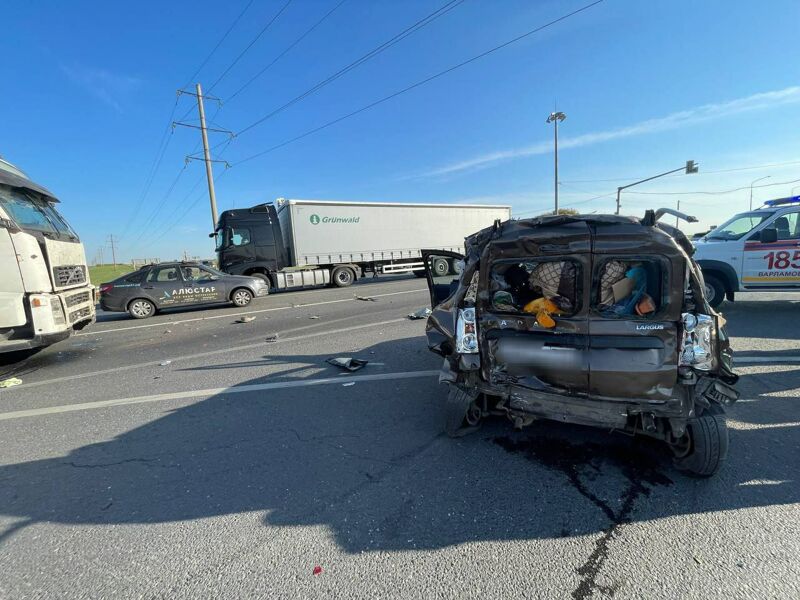 Суд установил вину водителя фуры в гибели троих человек