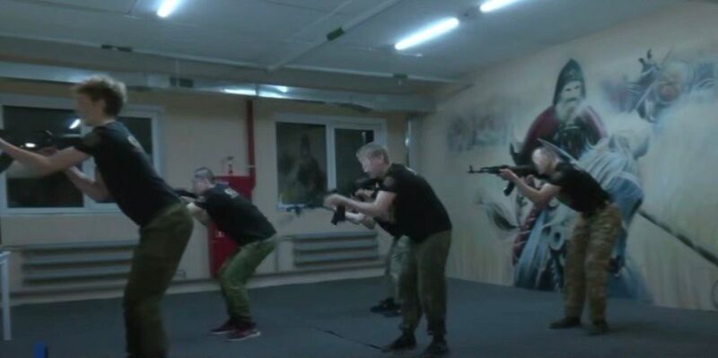 У учащихся школы № 175 развивают военно-прикладные навыки