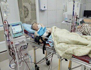 На гемодиализ с тремя пересадками