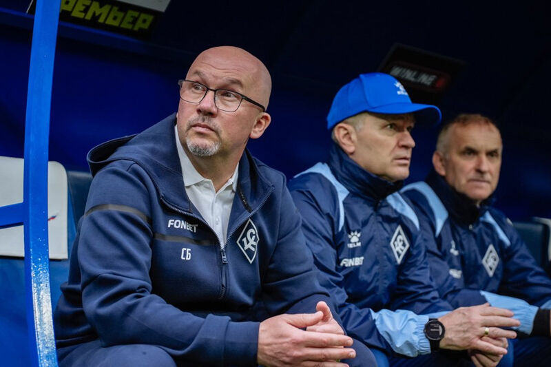 Три тренера в очереди: кто возглавит «Крылья Советов»