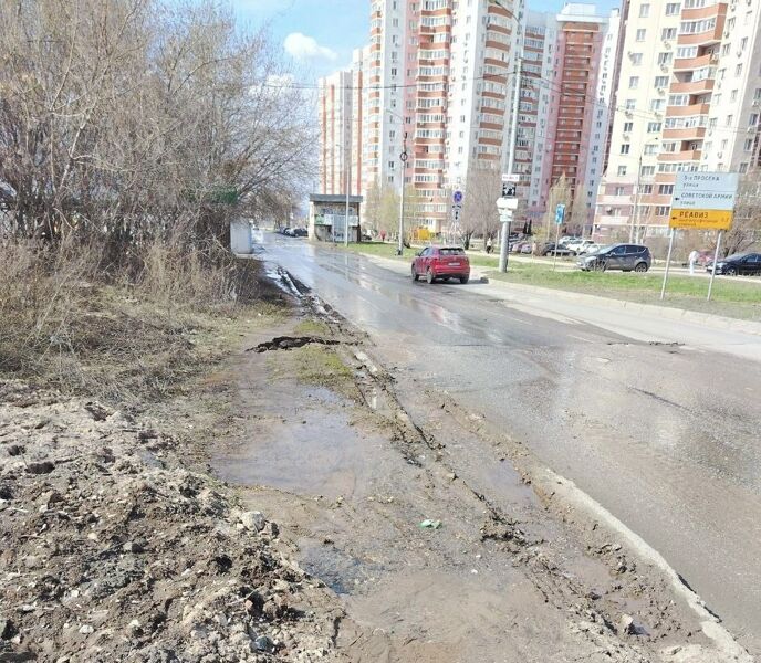 Коллектор, в котором скончалась многодетная мать, остаётся смертельной ловушкой?