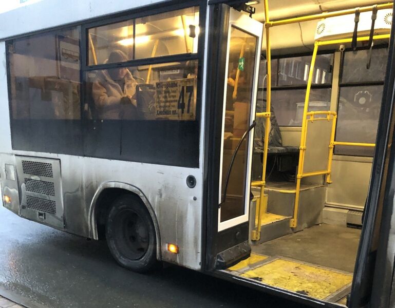 При ракетной опасности пассажиров высадят из транспорта