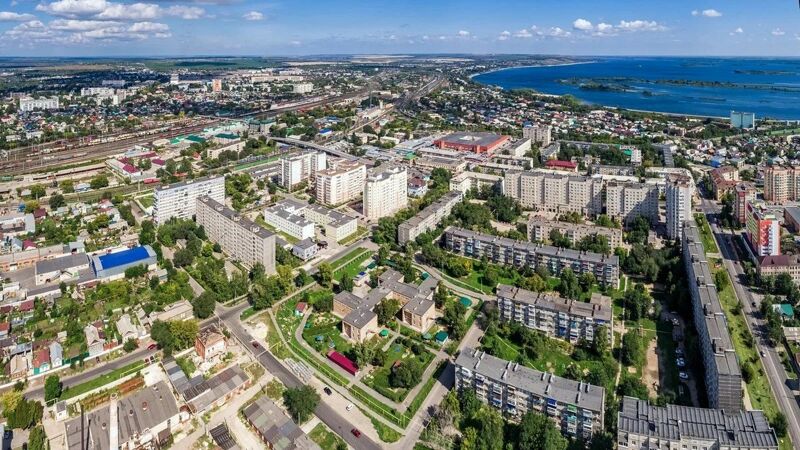 В Сызрани во время атаки беспилотников повреждён жилой сектор