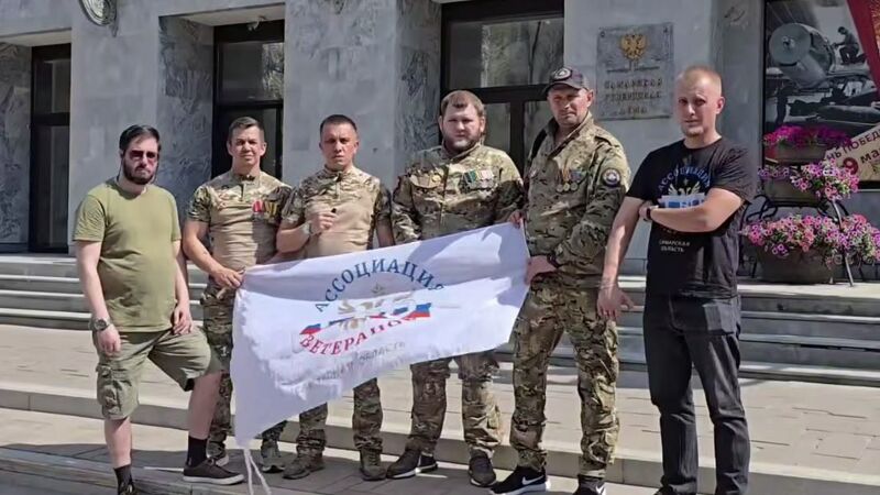Чужой среди СВОих