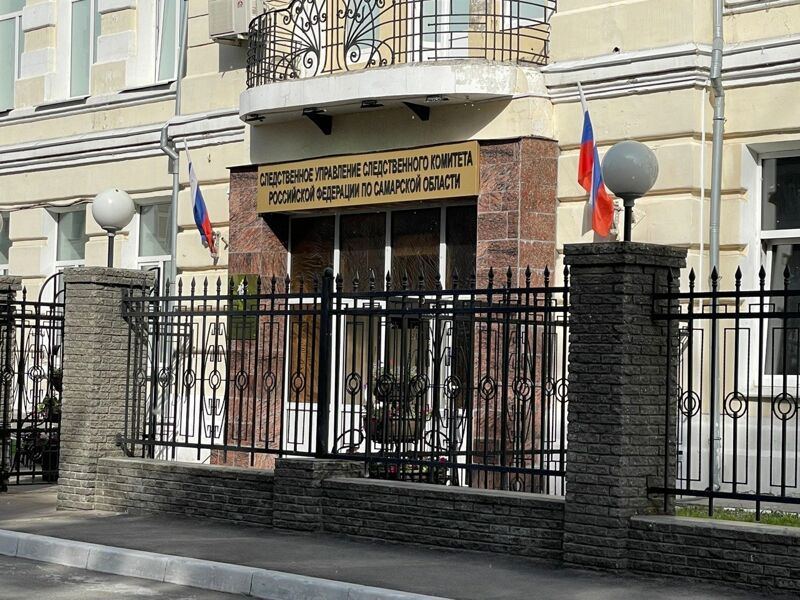 В Самарской области 22-летний рабочий погиб на мукомольном предприятии