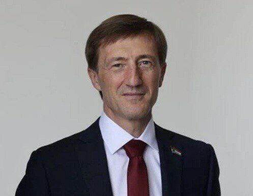 Снимать ли с выборов Живайкина, решит не Родина